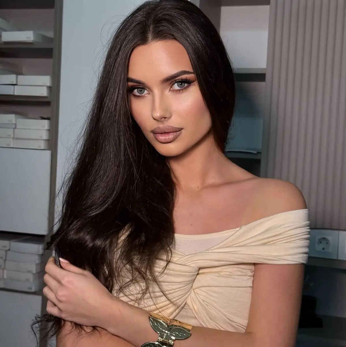 Тина